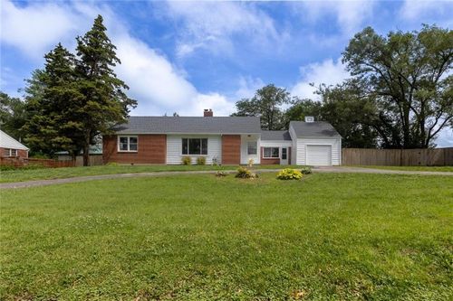 216 Ne 83rd Terrace, Kansas City, MO, 64118 | Card Image