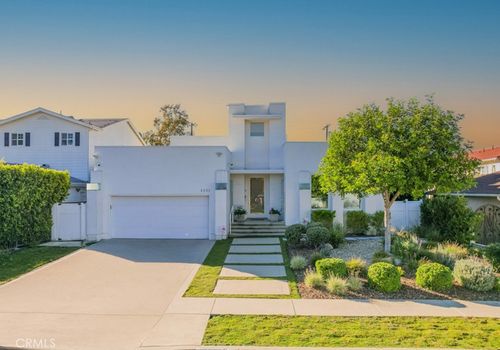 4921 Rupert Ave, Encino, CA, 91316-3623 | Card Image