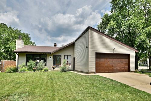 518 Emerson Cir, Bolingbrook, IL, 60440-2639 | Card Image
