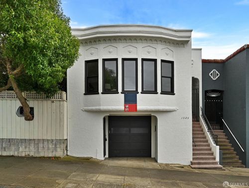 1525 Lawton St, San Francisco, CA, 94122-3349 | Card Image