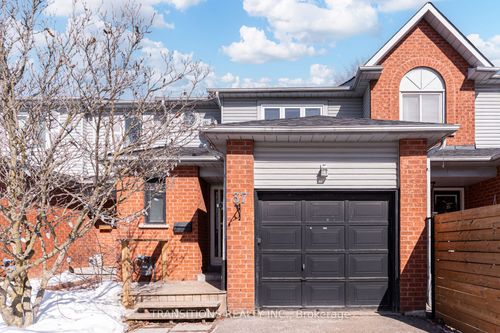 37 Galbraith Crt, Bowmanville, ON, L1C4P5 | Card Image