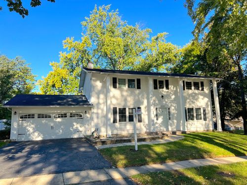 2720 Kincaid Dr, Woodridge, IL, 60517-1631 | Card Image