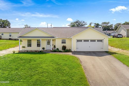 2026 Jonathon Dr, White Pine, TN, 37890-2400 | Card Image