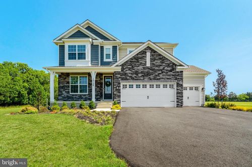 12120 Parkgate Dr, NOKESVILLE, VA, 20181-2747 | Card Image