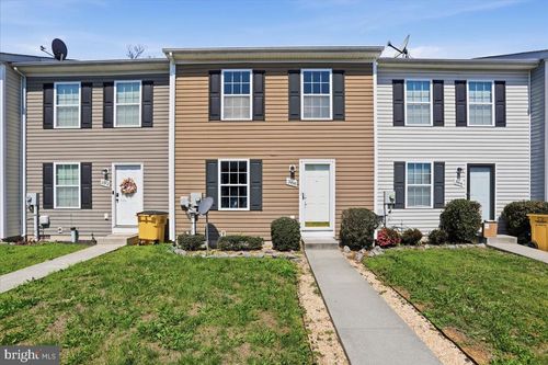 388 Dorothy Ct, INWOOD, WV, 25428-4997 | Card Image