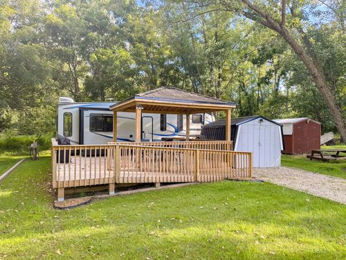 17/83 Woodhaven, Sublette, IL, 61367 | Card Image