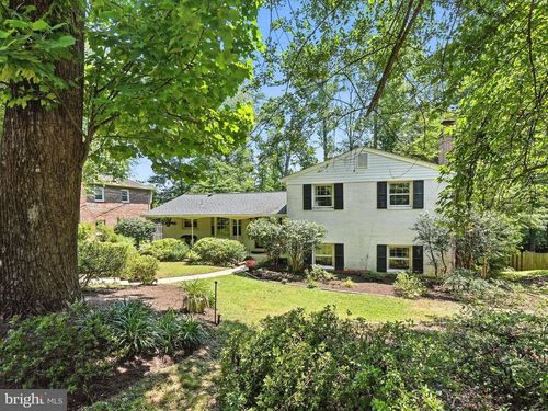 5105 Linette Ln, ANNANDALE, VA, 22003-4121 | Card Image