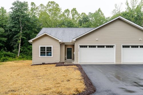 1101 Aspen Ave, GROTTOES, VA, 24441-1934 | Card Image