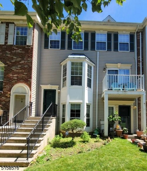 220 Sapphire Ln, Franklin Park, NJ, 08823-1639 | Card Image