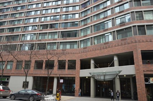 713-211 Ohio St, Chicago, IL, 60611-3222 | Card Image
