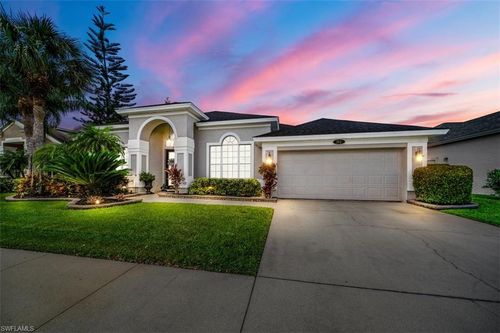 193 Skipping Stone Ln, NAPLES, FL, 34119-9743 | Card Image