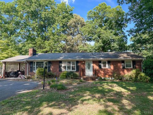 205 Bumgarner Dr, Forest, VA, 24551-3955 | Card Image