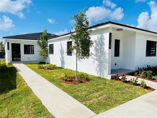 12132-12132 Sw 218th St, Miami, FL, 33170-2837 | Card Image