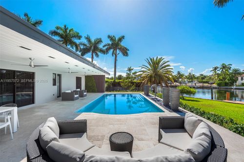 540 Reinante Ave, Coral Gables, FL, 33156-2344 | Card Image