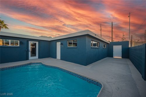 1701 Canosa Ave, Las Vegas, NV, 89104-3614 | Card Image