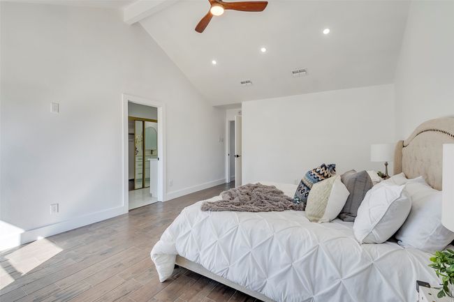 5607 Emrose Cir, House other with 3 bedrooms, 2 bathrooms and null parking in Dallas TX | Image 21