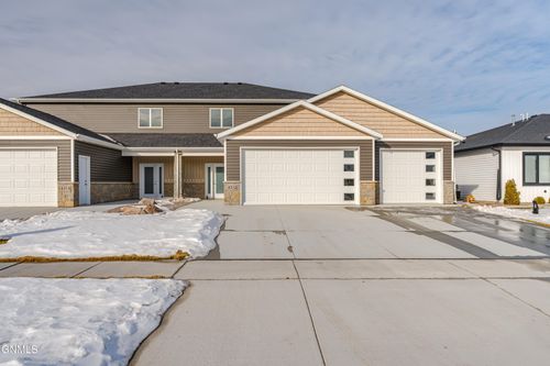 4312 Downing St, Bismarck, ND, 58504-8891 | Card Image