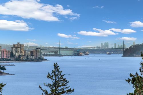 3570 Creery Ave, West Vancouver, BC, V7V2M1 | Card Image