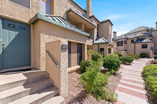 284-101 N 7th St, Phoenix, AZ, 85034-1057 | Card Image