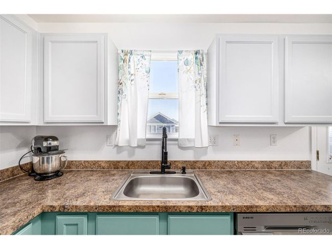 2728 Renshaw St, House other with 3 bedrooms, 2 bathrooms and null parking in Strasburg CO | Image 16