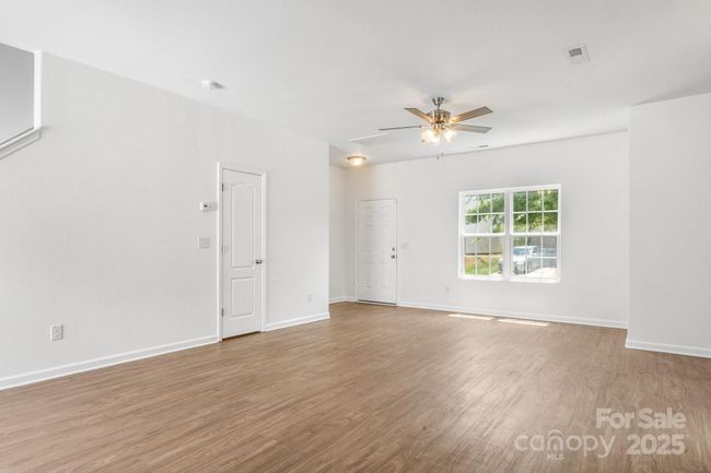 2005 Amos Oaks Ln, House other with 3 bedrooms, 3 bathrooms and null parking in Charlotte NC | Image 12