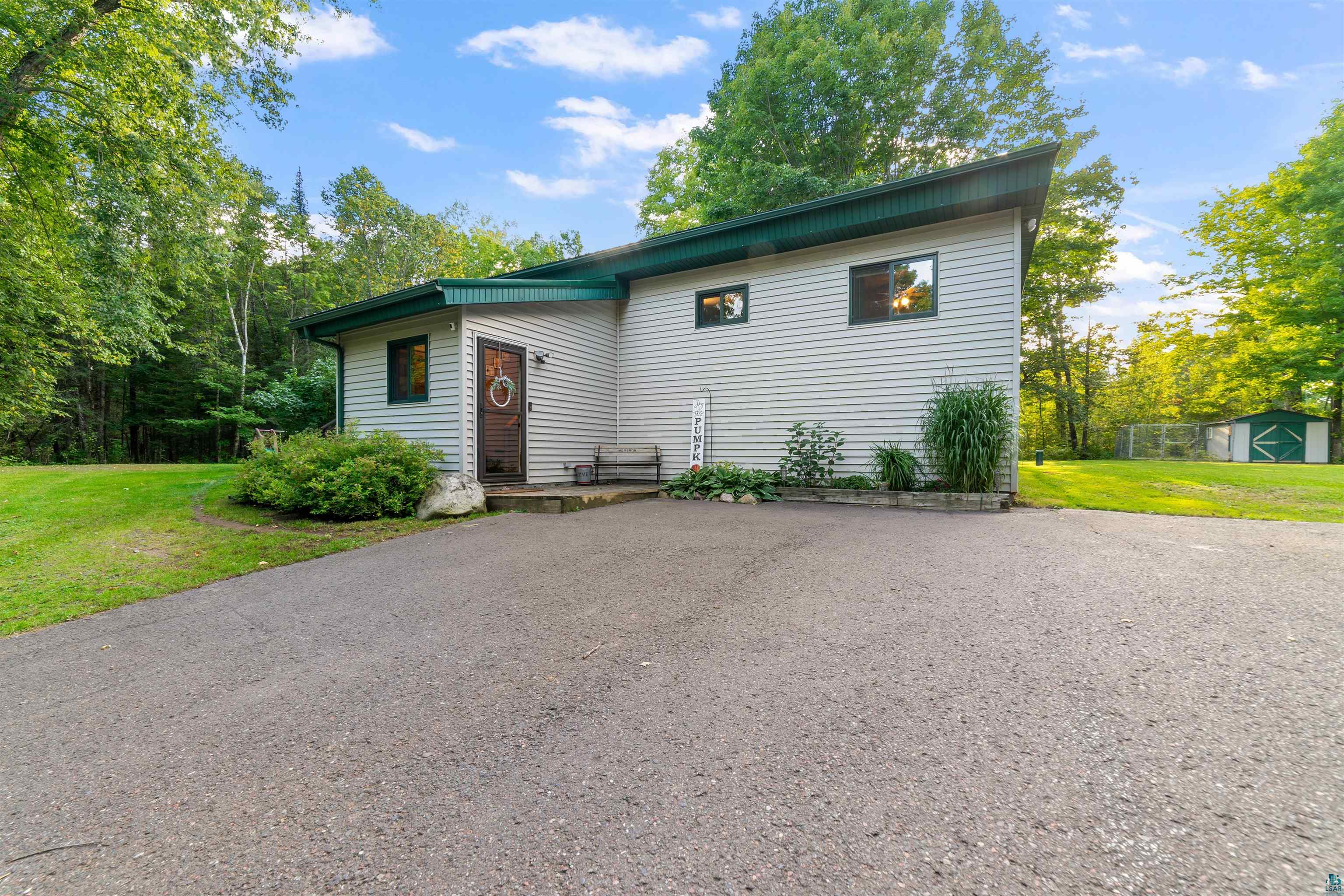 Rice Lake Rd, Duluth, MN 55803