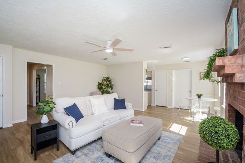 10427 Huntington Crest Dr, Houston, TX, 77099-3617 | Card Image