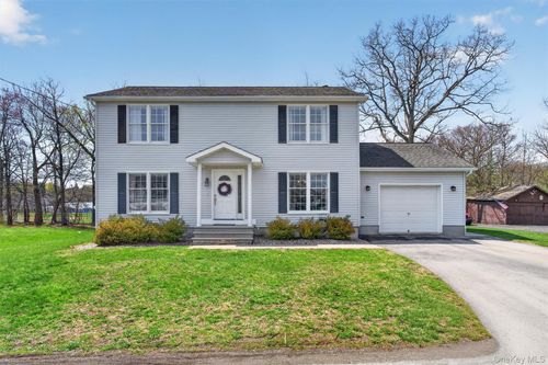 19 Livingston St, Middletown, NY, 10940-4533 | Card Image