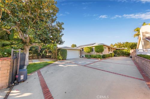 19937 Parthenia St, Northridge, CA, 91324-4054 | Card Image
