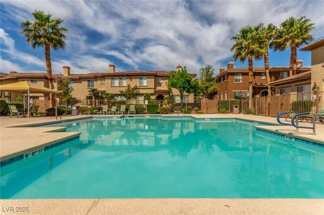 UNIT-202 - 10191 Deerfield Beach Ave, Condo with 3 bedrooms, 2 bathrooms and null parking in Las Vegas NV | Image 30
