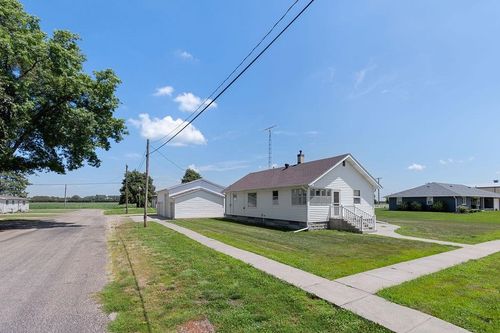 448 Osborn Ave, Monroe, NE, 68647-4047 | Card Image