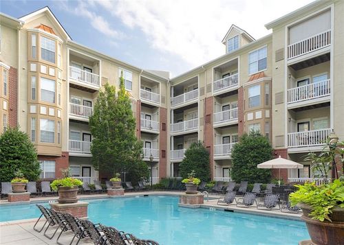 3206 Westchester Rdg Ne, Brookhaven, GA, 30329-2492 | Card Image