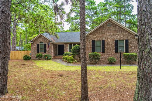 104 Juniper Creek Blvd, Pinehurst, NC, 28374-8096 | Card Image
