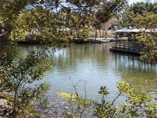 10748 W Pinebark Ln, Crystal River, FL, 34429-5214 | Card Image