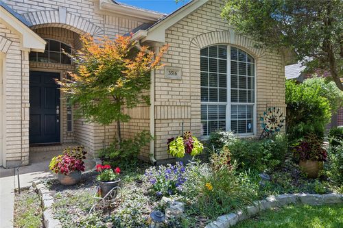 3516 Stone Creek Ct, Fort Worth, TX, 76137-1932 | Card Image