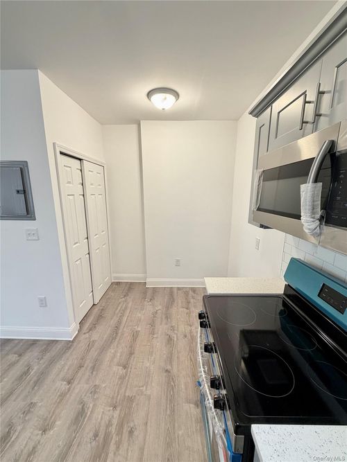 ste-2e-119 Mount Vernon Ave, Mount Vernon, NY, 10550-2459 | Card Image