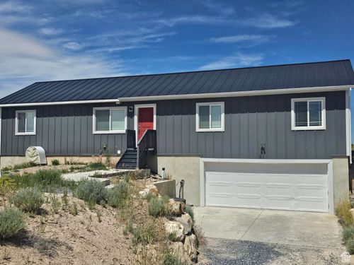 81 S T St, Eureka, UT, 84628-7735 | Card Image