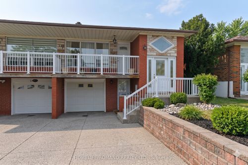 58 Hisey Cres, North York, ON, M3N1V1 | Card Image