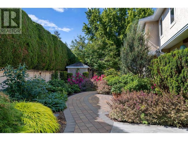 464 Cascia Dr, House other with 4 bedrooms, 4 bathrooms and 2 parking in Kelowna BC | Image 59