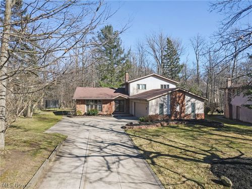 32420 Tracy Lane, Solon, OH, 44139 | Card Image