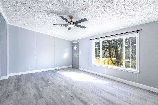 10285 Sw 112 Th Ave, House other with 3 bedrooms, 2 bathrooms and null parking in Brooker FL | Image 5