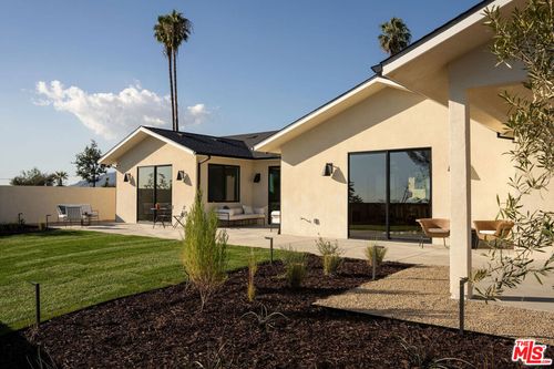 3458 Monterosa Dr, Altadena, CA, 91001 | Card Image