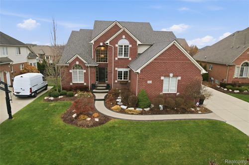 63649 Monticello E, Washington Township, MI, 48095-2455 | Card Image