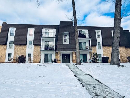 apt-41-8 Shadowbrook Ln, Milford, MA, 01757-5110 | Card Image