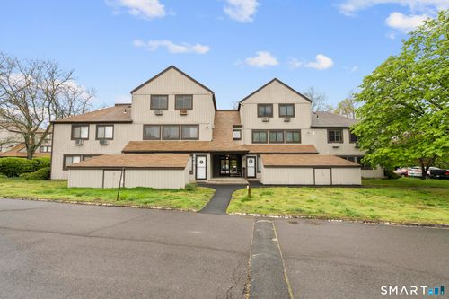c-10 Pineview Dr, Branford, CT, 06405 | Card Image
