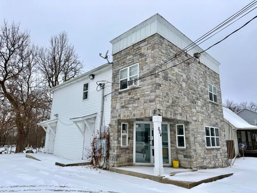 554 Locust St, Valparaiso, IN, 46383-5441 | Card Image