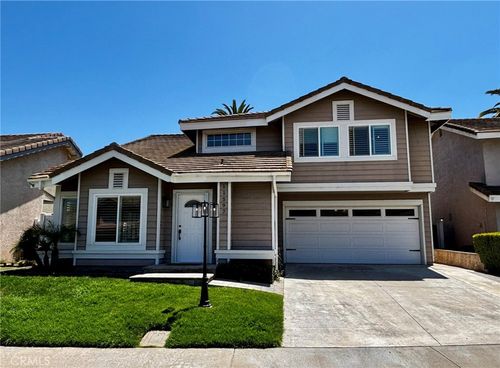 11597 Norgate Cir, Corona, CA, 92878-9117 | Card Image