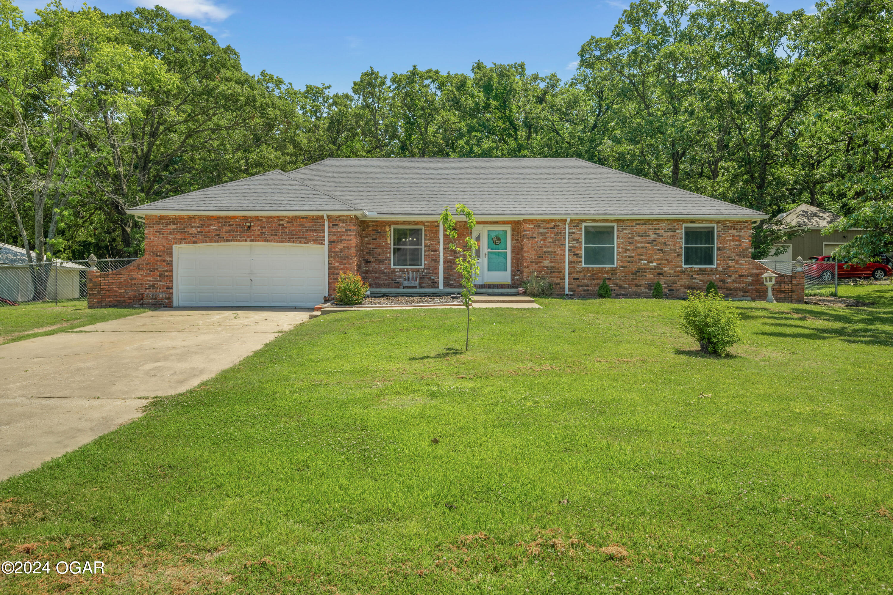 Beau Ln, Joplin, MO 64801