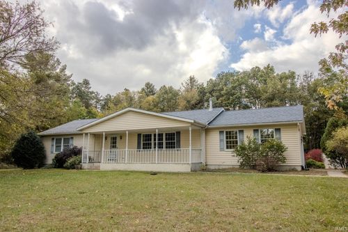 1563 N Us Highway 35, Knox, IN, 46534-8081 | Card Image