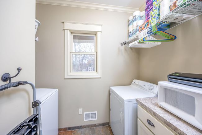 Laundry | Image 18